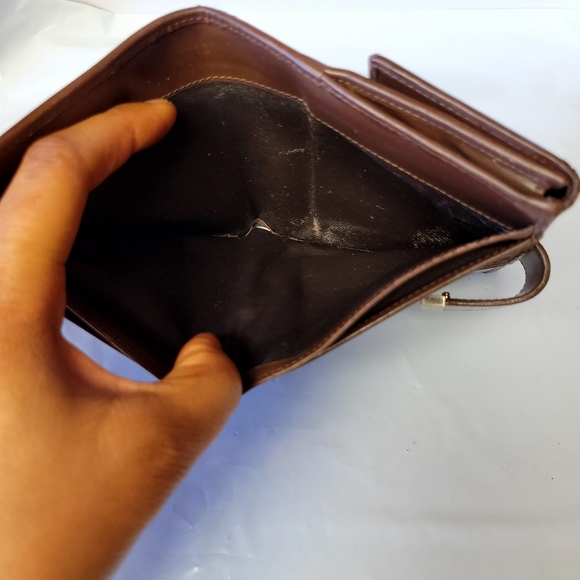 GUCCI GG Canvas Canvas Compact Wallet - Picture 5 of 12